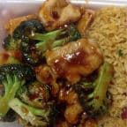 Best L16. Chicken with Broccoli in Garlic Sauce in Keene, NH
